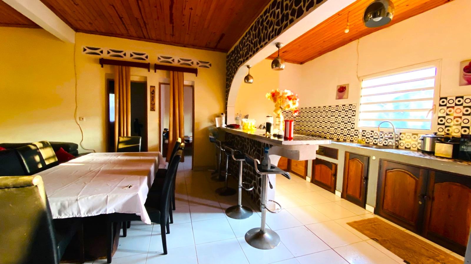 UNE MAGNIFIQUE MAISON MEUBLÉE À LOUER